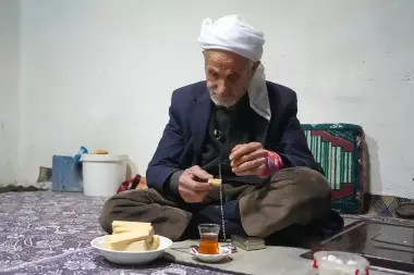 خمسة عقود بلا طعام: سر صمود مسن تركي على نظام غذائي غريب